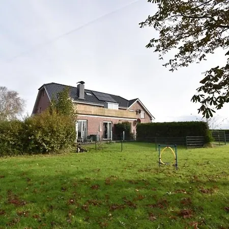 アパート Spitz *